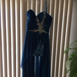 PARTY TIME FORMALS BLUE/SILVER PROM GOWN SIZE 16